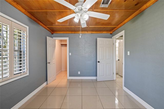 8606 Guinevere Street, Houston, TX 77029