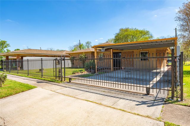 8606 Guinevere Street, Houston, TX 77029