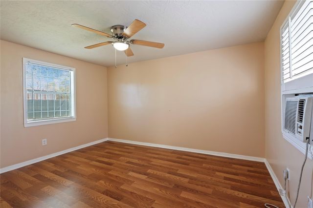 8606 Guinevere Street, Houston, TX 77029