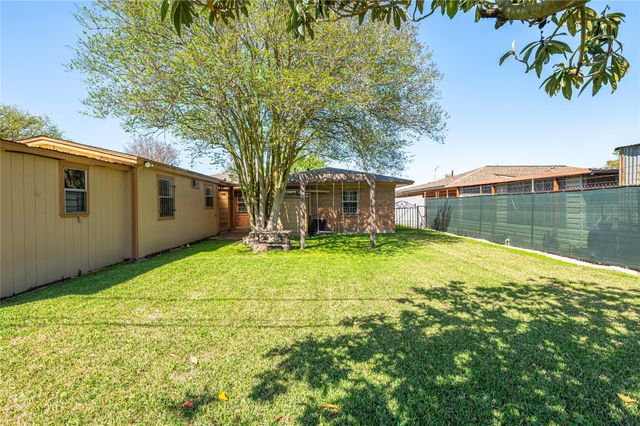 8606 Guinevere Street, Houston, TX 77029