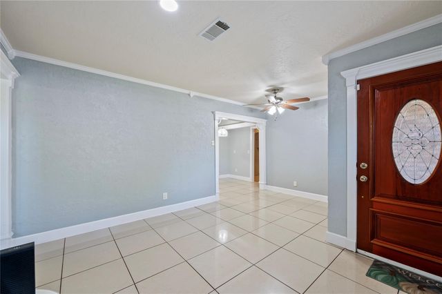 8606 Guinevere Street, Houston, TX 77029