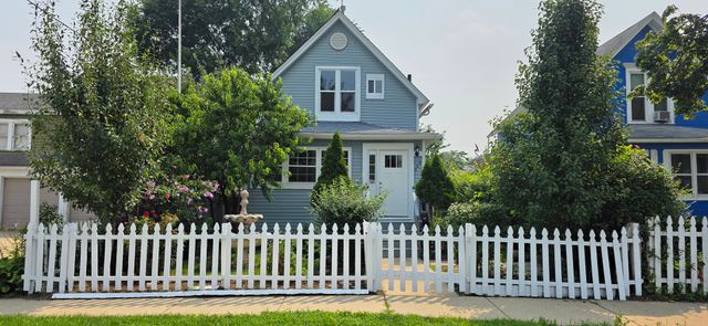 309 Griswold Street, Elgin, IL 60123