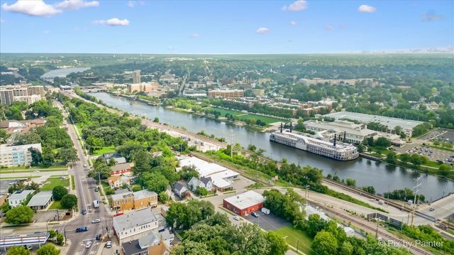 309 Griswold Street, Elgin, IL 60123