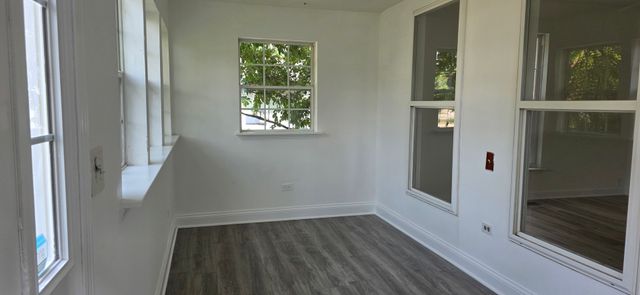 309 Griswold Street, Elgin, IL 60123