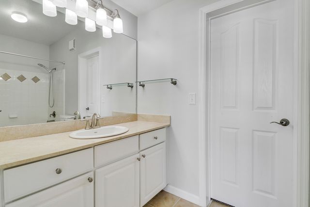 155 Galicia Way 204, Jupiter, FL 33458