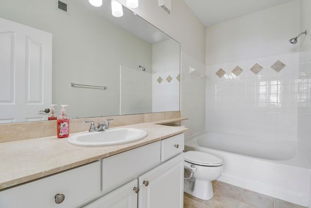 155 Galicia Way 204, Jupiter, FL 33458