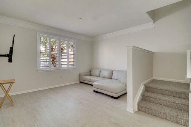 155 Galicia Way 204, Jupiter, FL 33458
