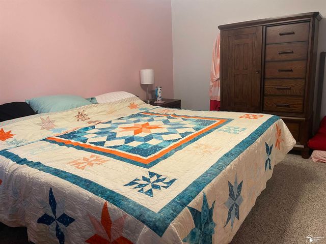 16956 Jackson Street, Taylor, MI 48180