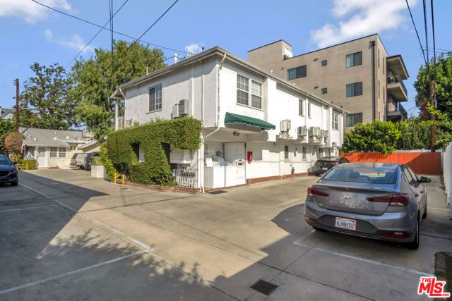 10814 Blix Street, North Hollywood (los Angeles), CA 91602