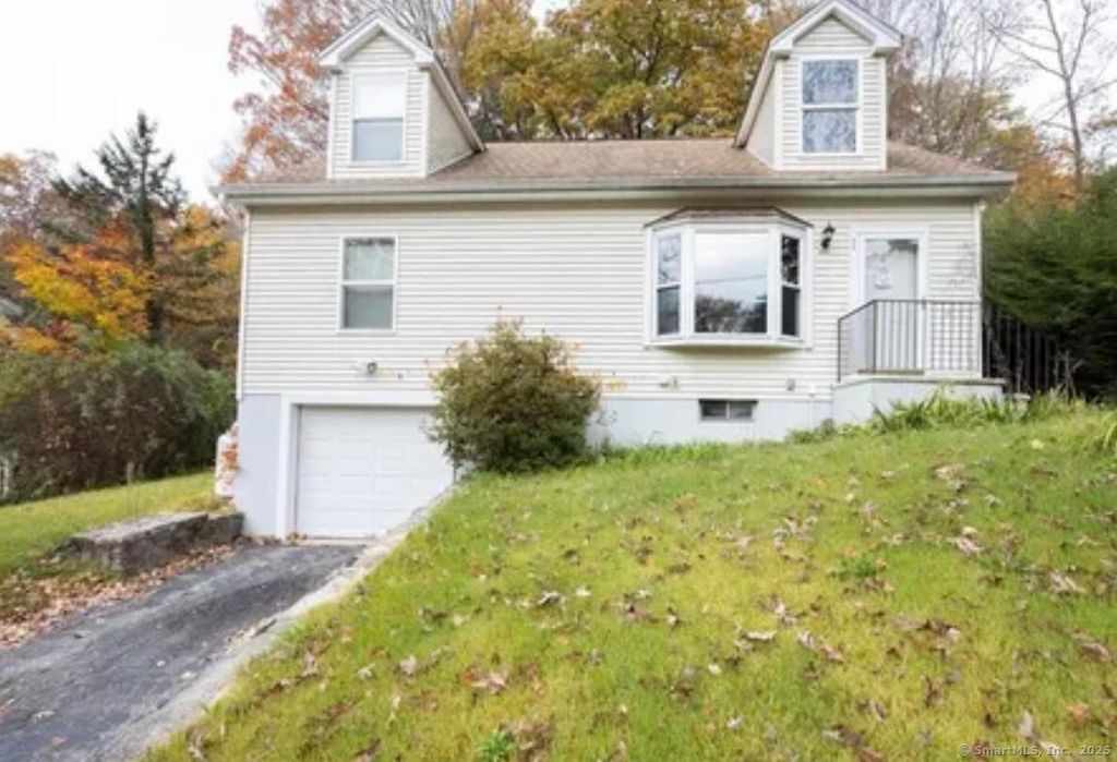 120 Mason Avenue, Waterbury, CT 06708