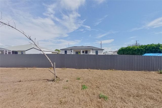 2227 NW 11TH COURT, Cape Coral, FL 33993