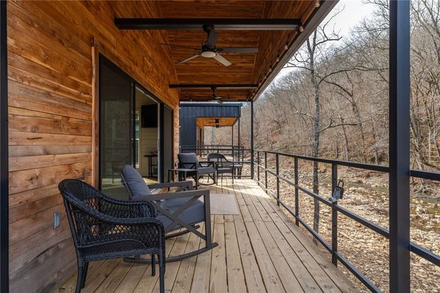 256 Private Road 6152, Pettigrew, AR 72752