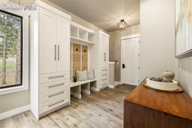 950 Tiner Trail, Monument, CO 80132