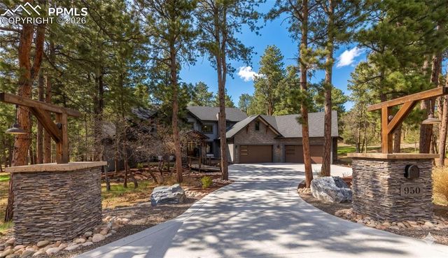 950 Tiner Trail, Monument, CO 80132