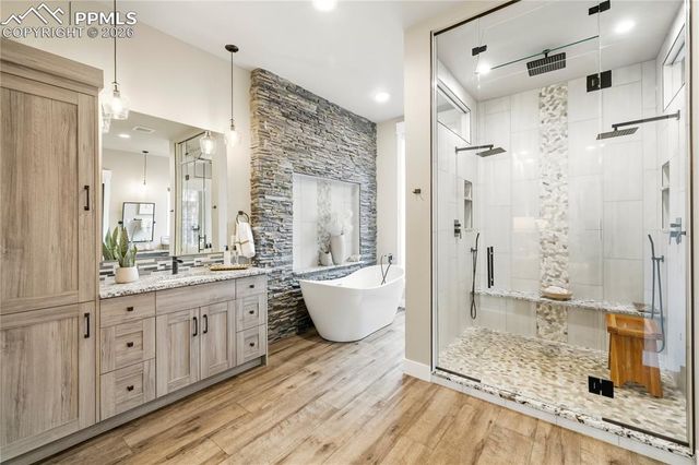 950 Tiner Trail, Monument, CO 80132