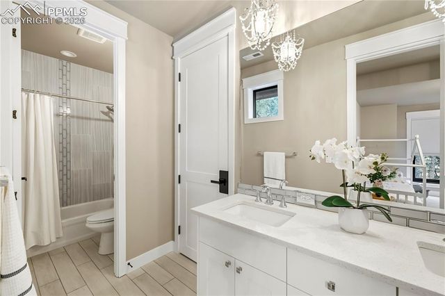 950 Tiner Trail, Monument, CO 80132