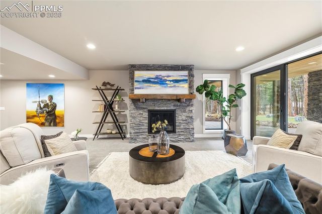 950 Tiner Trail, Monument, CO 80132