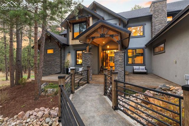 950 Tiner Trail, Monument, CO 80132