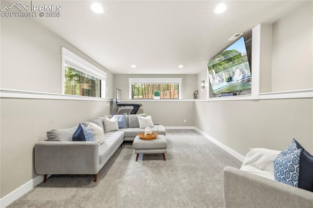 950 Tiner Trail, Monument, CO 80132