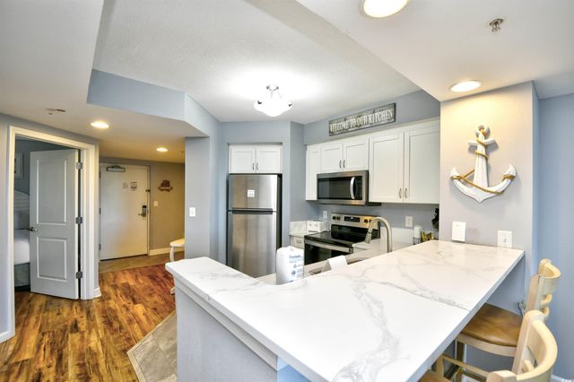 2100 Sea Mountain Hwy Unit 206, North Myrtle Beach, SC 29582