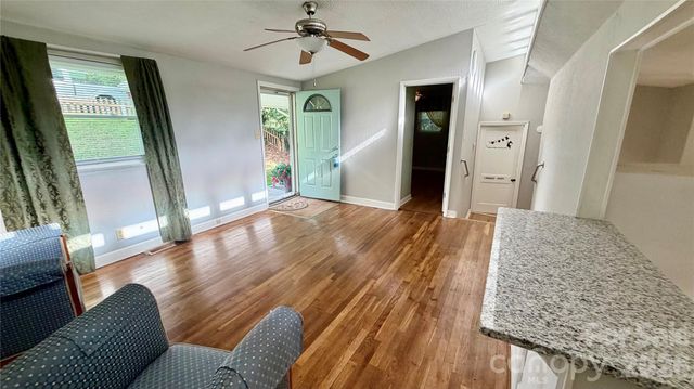 216 Auten Circle, Mount Holly, NC 28120