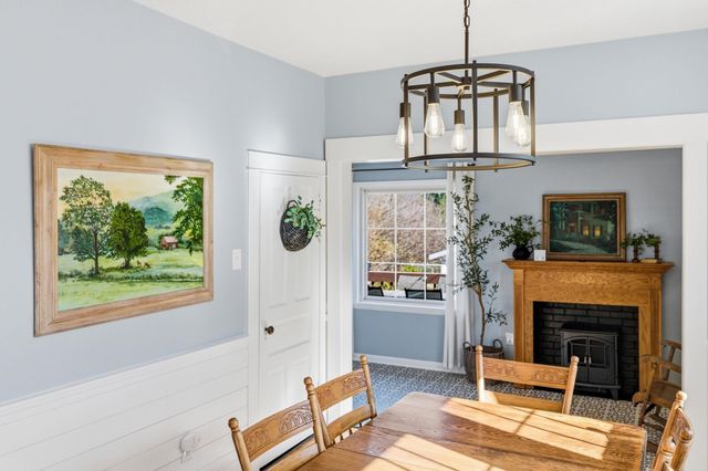 224 N CHURCH ST, Woodstock, VA 22664