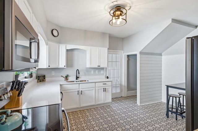 224 N CHURCH ST, Woodstock, VA 22664