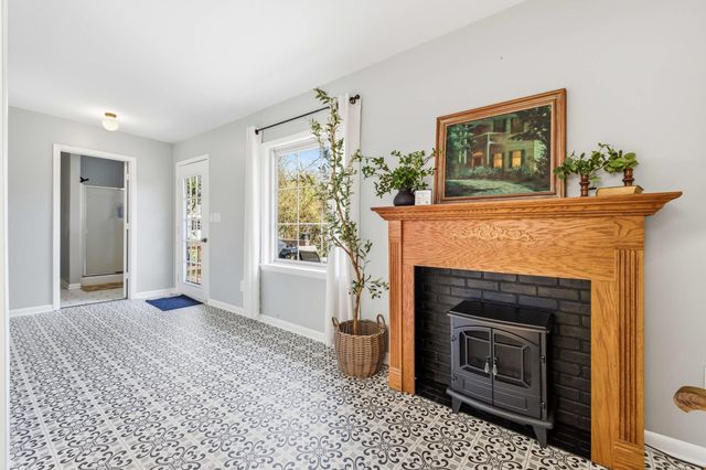 224 N CHURCH ST, Woodstock, VA 22664