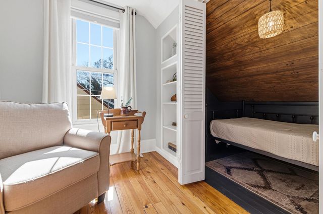 224 N CHURCH ST, Woodstock, VA 22664