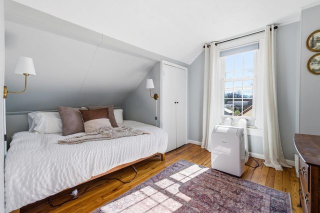 224 N CHURCH ST, Woodstock, VA 22664