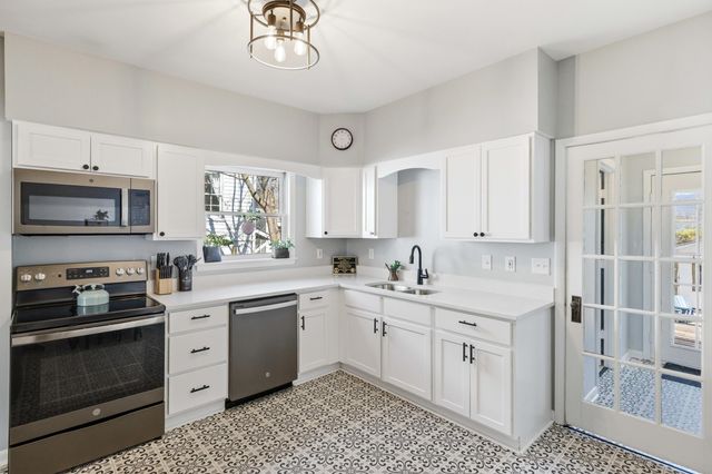 224 N CHURCH ST, Woodstock, VA 22664