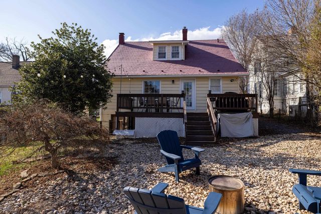 224 N CHURCH ST, Woodstock, VA 22664