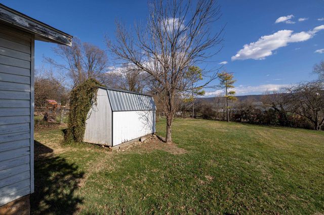 224 N CHURCH ST, Woodstock, VA 22664