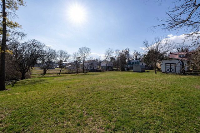 224 N CHURCH ST, Woodstock, VA 22664