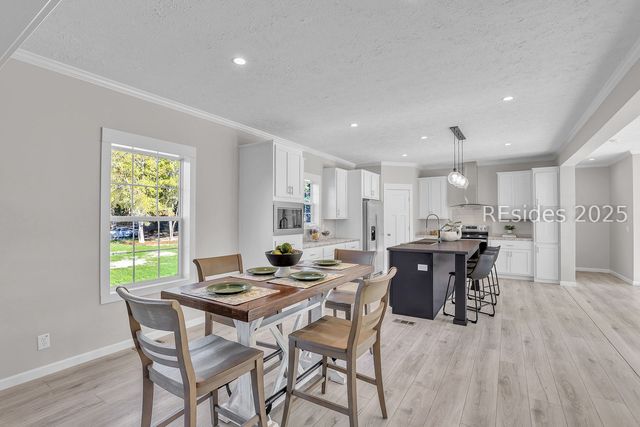 15 Vine St, Hilton Head Island, SC 29926