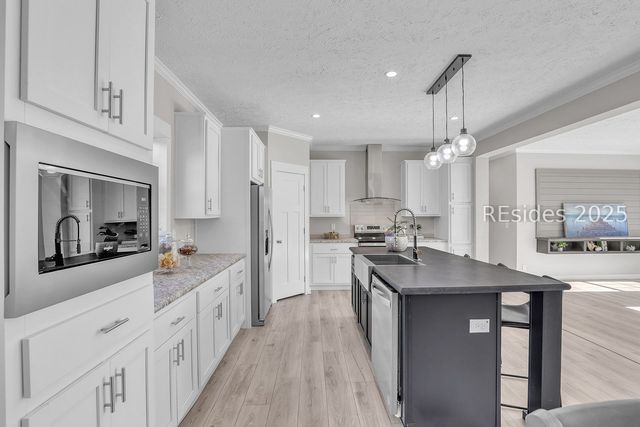 15 Vine St, Hilton Head Island, SC 29926