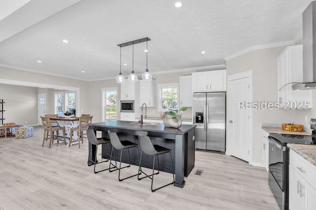 15 Vine St, Hilton Head Island, SC 29926