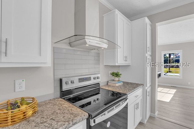 15 Vine St, Hilton Head Island, SC 29926