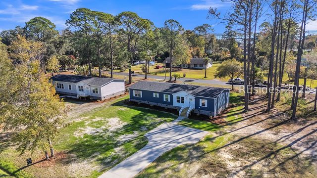 15 Vine St, Hilton Head Island, SC 29926