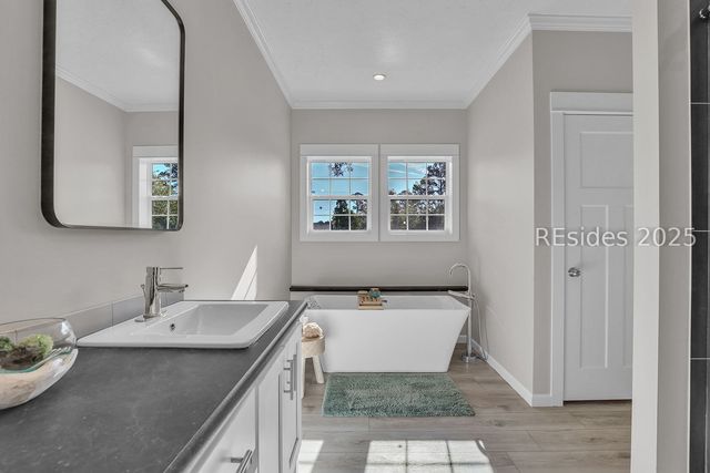 15 Vine St, Hilton Head Island, SC 29926