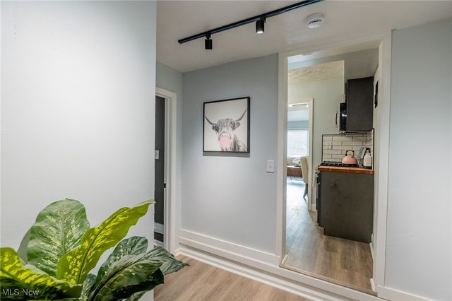 2441 Malden Road, Cleveland, OH 44121