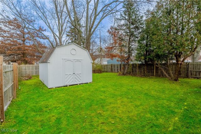 2441 Malden Road, Cleveland, OH 44121