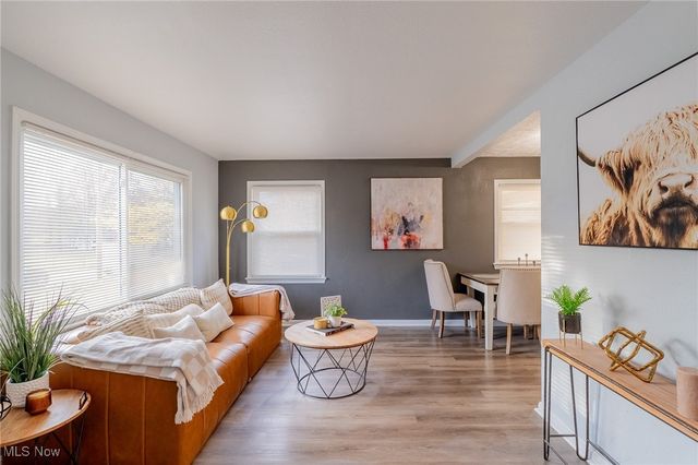 2441 Malden Road, Cleveland, OH 44121