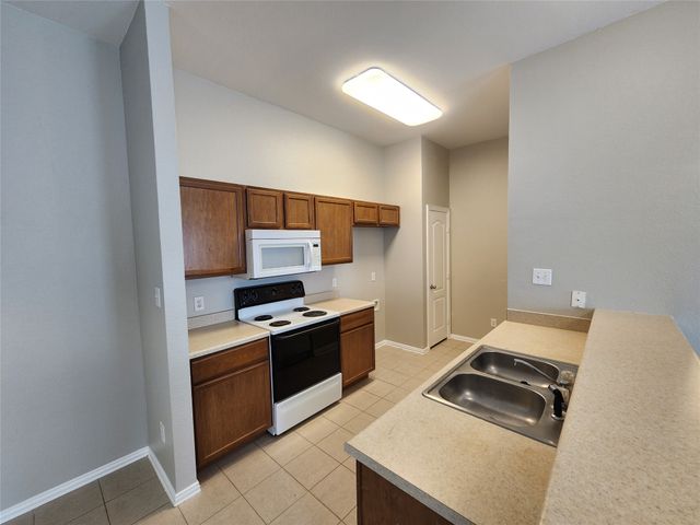 209 Deborah Lane, Crowley, TX 76036