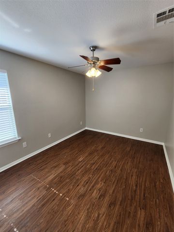 209 Deborah Lane, Crowley, TX 76036