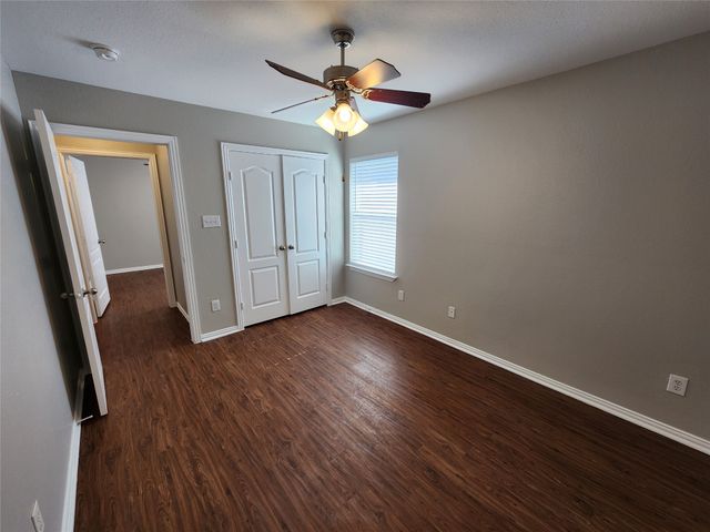 209 Deborah Lane, Crowley, TX 76036