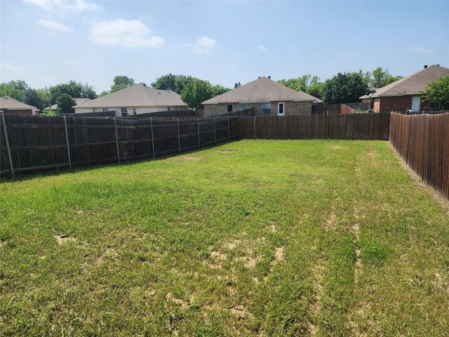 209 Deborah Lane, Crowley, TX 76036