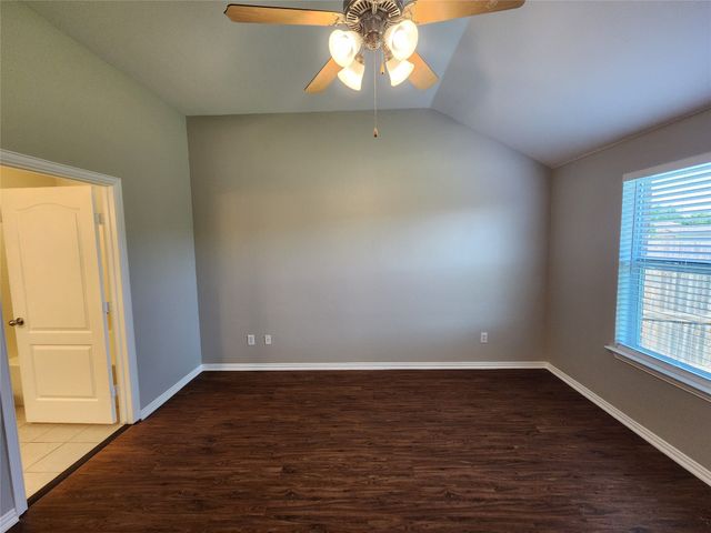 209 Deborah Lane, Crowley, TX 76036