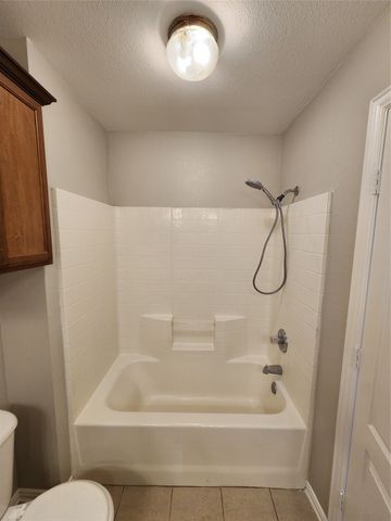 209 Deborah Lane, Crowley, TX 76036
