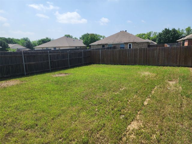 209 Deborah Lane, Crowley, TX 76036